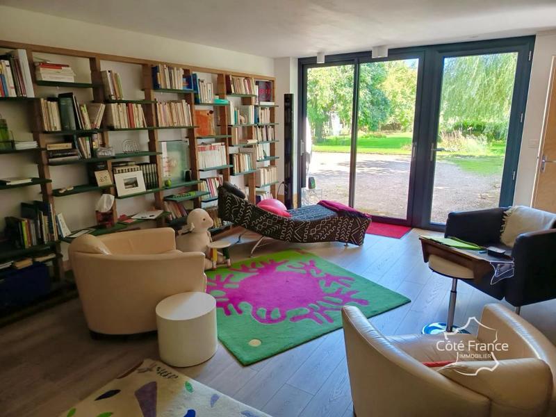 Demeure - 157 m² - 5 pièces