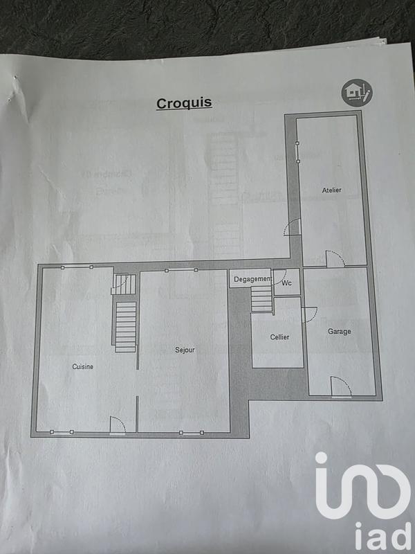 Maison - 143 m² - 7 pièces