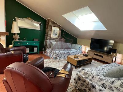 Maison - 143 m² - 7 pièces