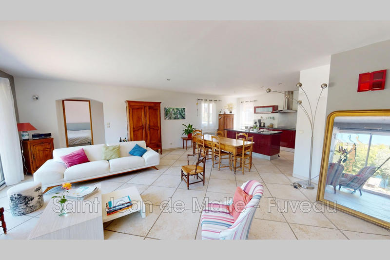 Villa - 160 m² - 6 pièces