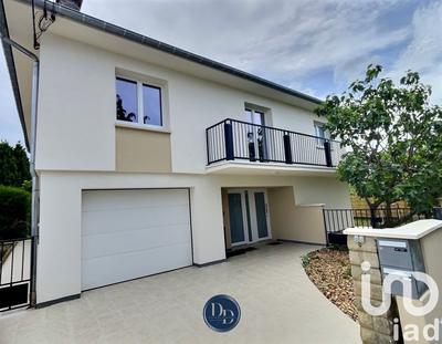 Maison - 180 m² - 5 pièces