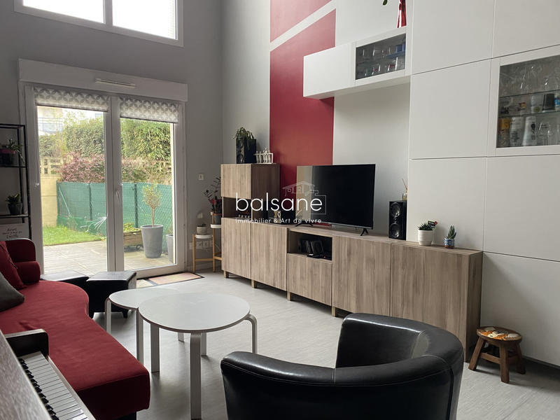 Maison - 110 m² - 4 pièces