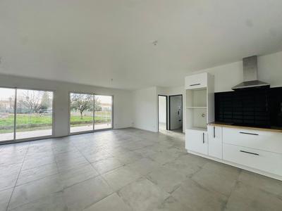 Maison - 120 m² - 4 pièces