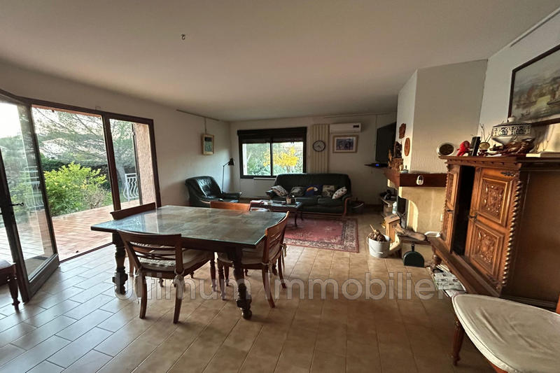 Villa - 180 m² - 8 pièces