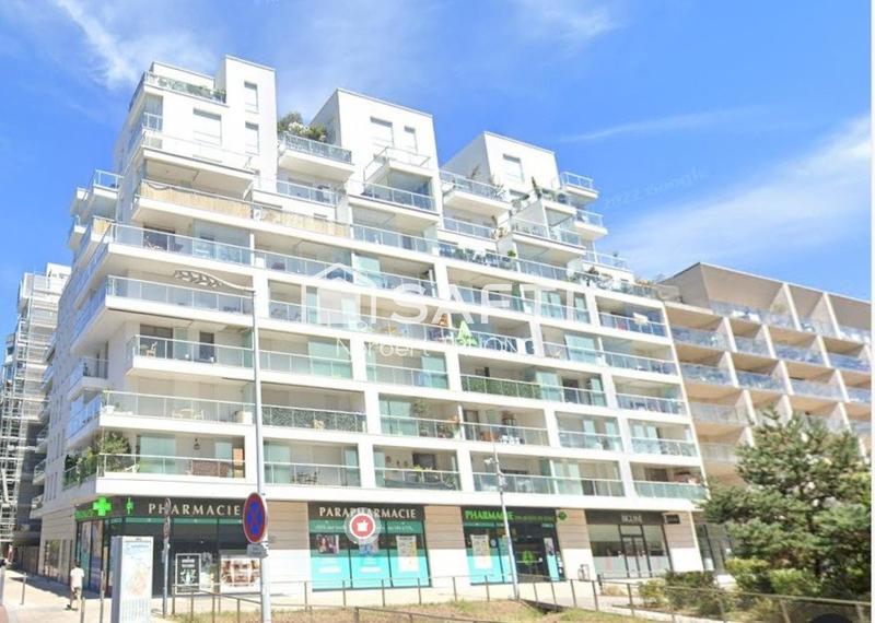 Appartement - 92 m² - 4 pièces