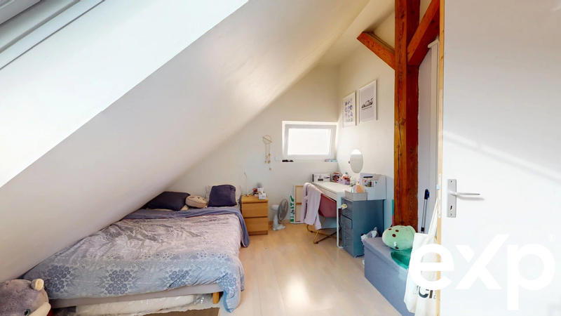 Appartement - 147 m² - 7 pièces