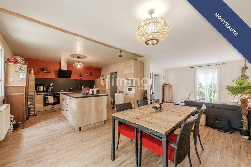 Maison - 120 m² - 7 pièces