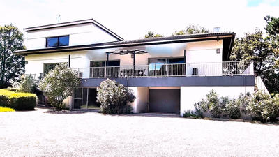 Maison - 500 m² - 10 pièces