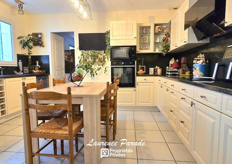 Maison - 148 m² - 6 pièces