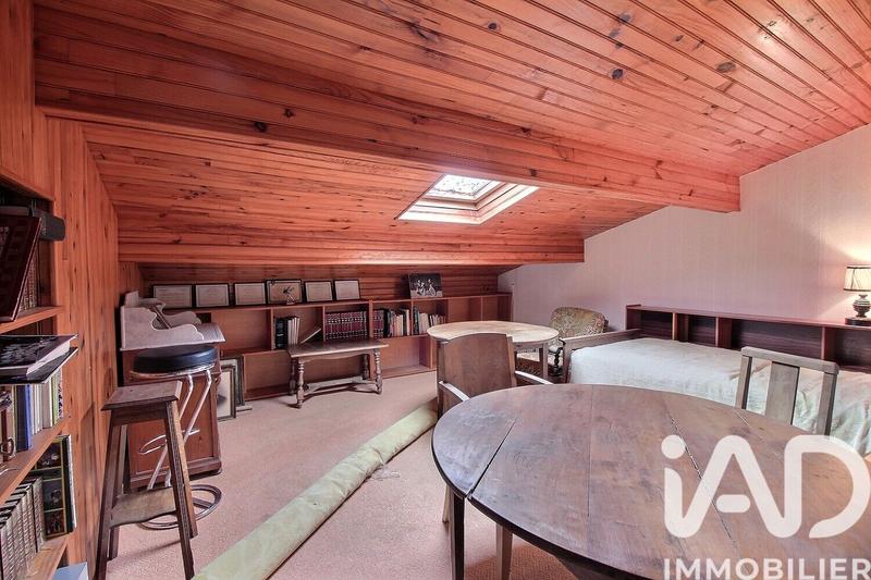 Maison - 162 m² - 11 pièces