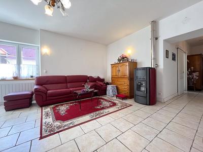 Maison - 92 m² - 5 pièces