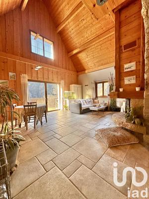 Maison - 115 m² - 5 pièces