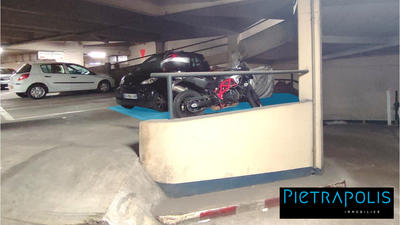 Parking / Garage - 20 m²