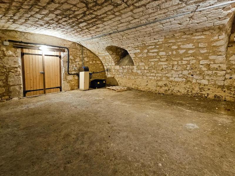 Maison ancienne - 180 m² - 6 pièces