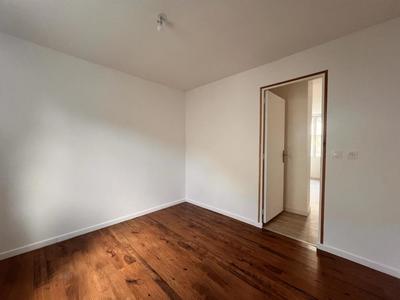 Immeuble - 93 m² - 6 pièces