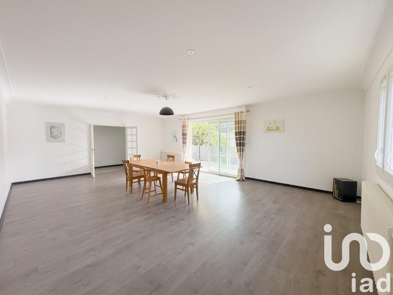 Maison - 262 m² - 10 pièces