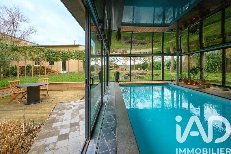 Maison - 314 m² - 7 pièces