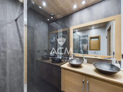 Appartement - 77 m² - 4 pièces