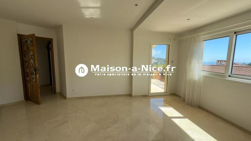 Maison - 333 m² - 10 pièces