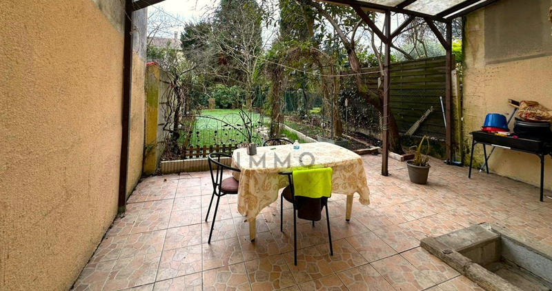 Maison - 102 m² - 4 pièces