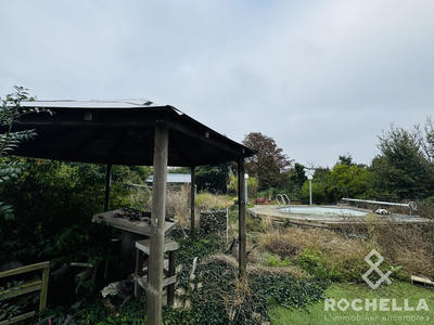 Maison - 214 m² - 7 pièces