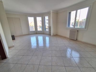 Immeuble - 230 m² - 12 pièces