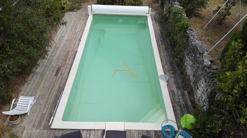 Maison de village - 229 m² - 7 pièces