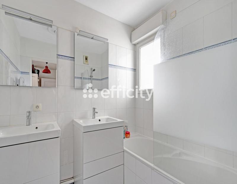 Appartement - 97 m² - 4 pièces