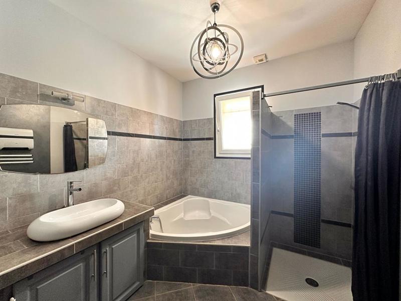 Maison - 127 m² - 5 pièces