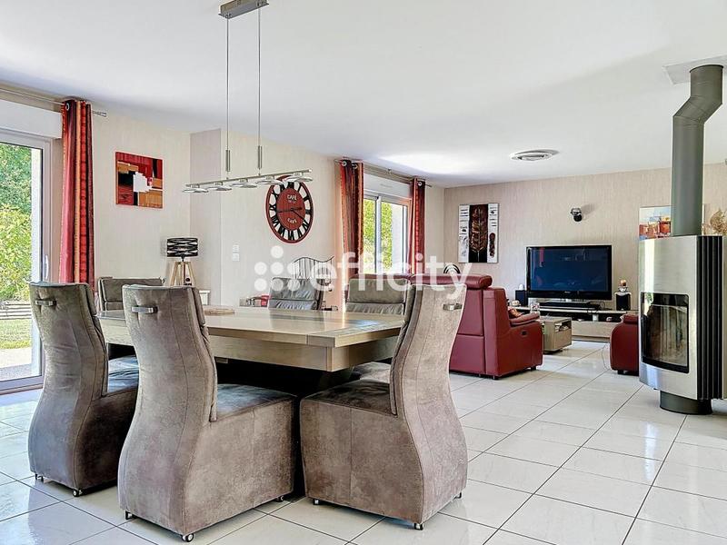 Villa - 290 m² - 9 pièces