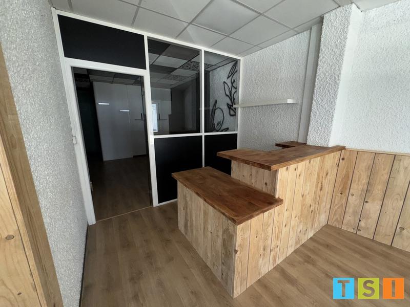 Local d'activités - 49 m² - 2 pièces