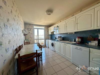 Appartement - 107 m² - 5 pièces