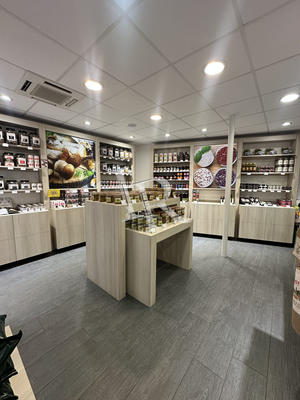 Fonds de commerce - Local commercial - 120 m²