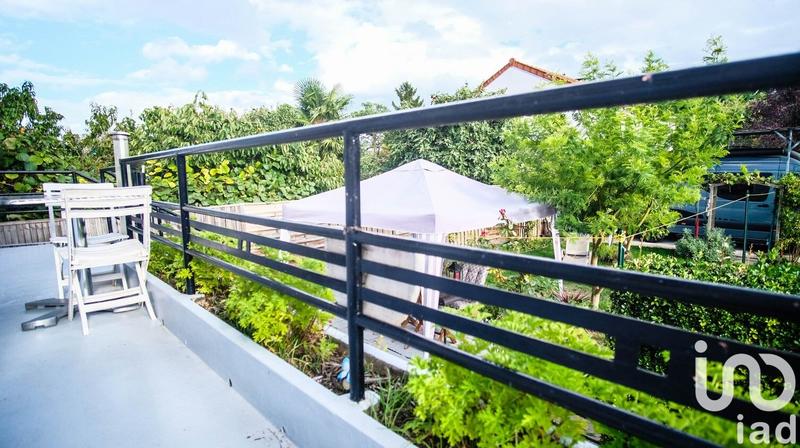 Maison - 98 m² - 5 pièces