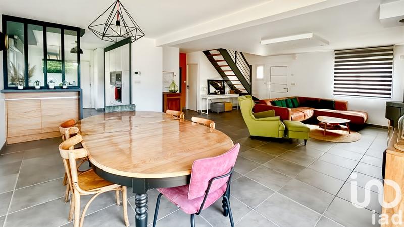 Maison - 141 m² - 6 pièces