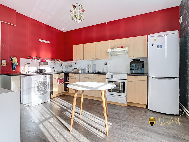 Appartement - 80 m² - 3 pièces