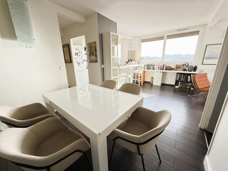 Appartement - 80 m² - 5 pièces