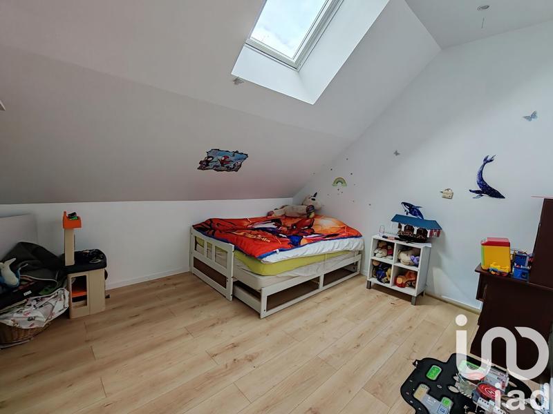 Maison - 241 m² - 8 pièces