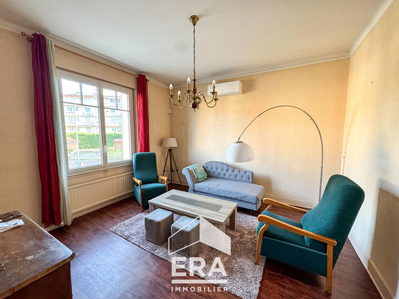 Maison - 177 m² - 7 pièces