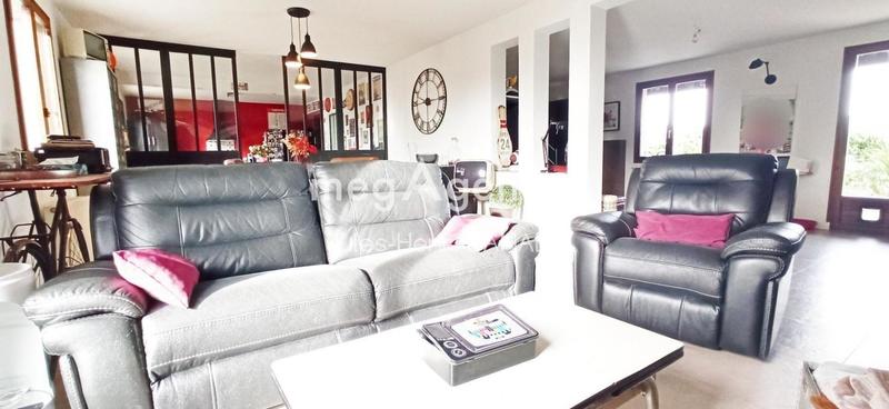 Maison - 180 m² - 8 pièces