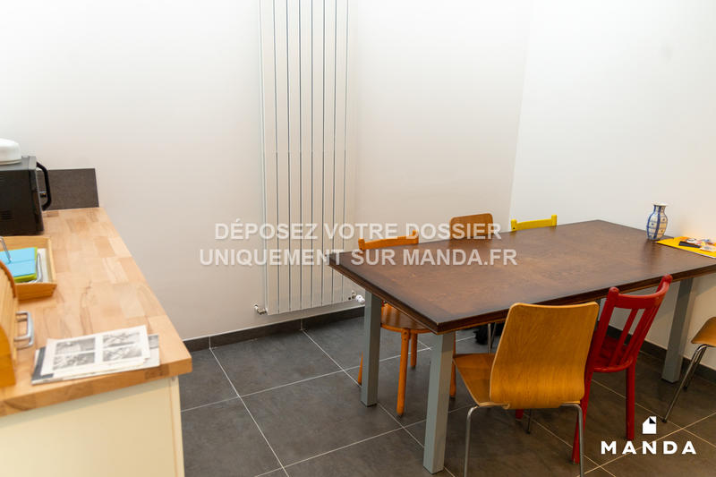 Chambre - 10 m² - 6 pièces