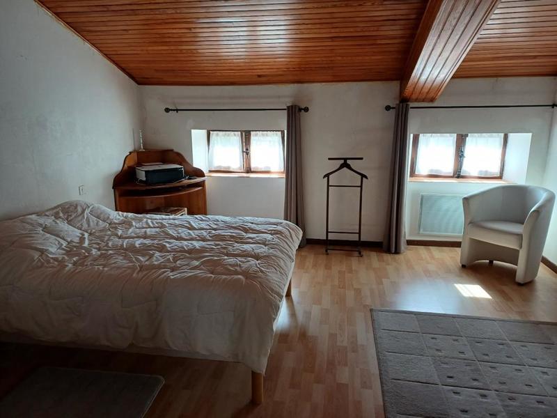 Maison en pierre - 174 m² - 5 pièces