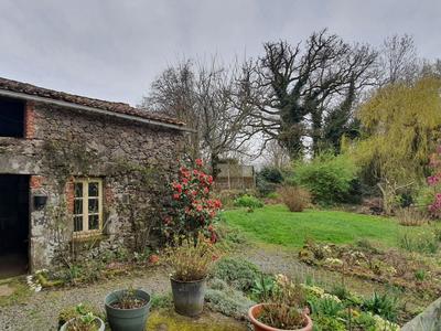 Maison - 74 m² - 4 pièces