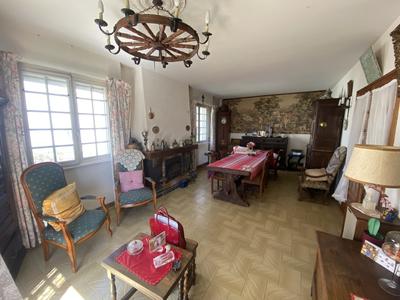 Maison - 120 m² - 5 pièces