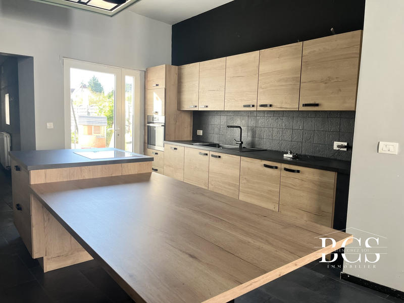 Maison - 116 m² - 6 pièces