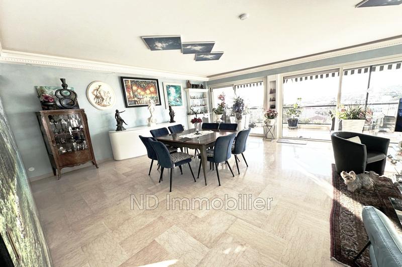 Appartement - 106 m² - 4 pièces