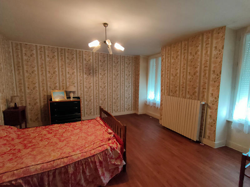 Maison - 145 m² - 7 pièces