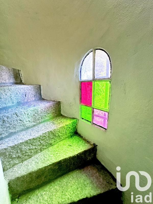 Maison - 220 m² - 6 pièces