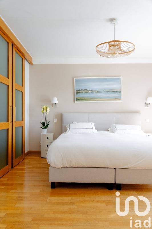 Maison - 193 m² - 6 pièces