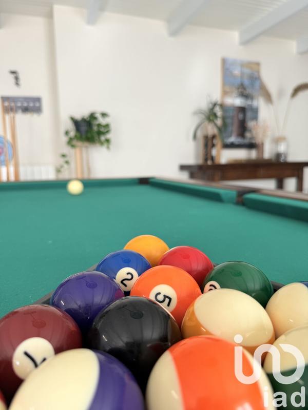 Maison - 605 m² - 19 pièces